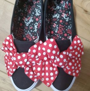 Disney Parks Minnie Mouse Canvas Slip on Shoes sz 7
